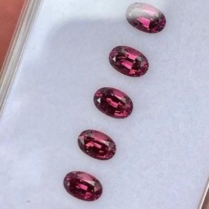3.30 carats Umbalite Garnets - SIX Calibrated 6mm x 4mm - Eye Clean Stones